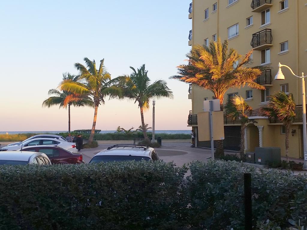 Hollywood Broadwalk Oceanside Hotel Eksteriør bilde