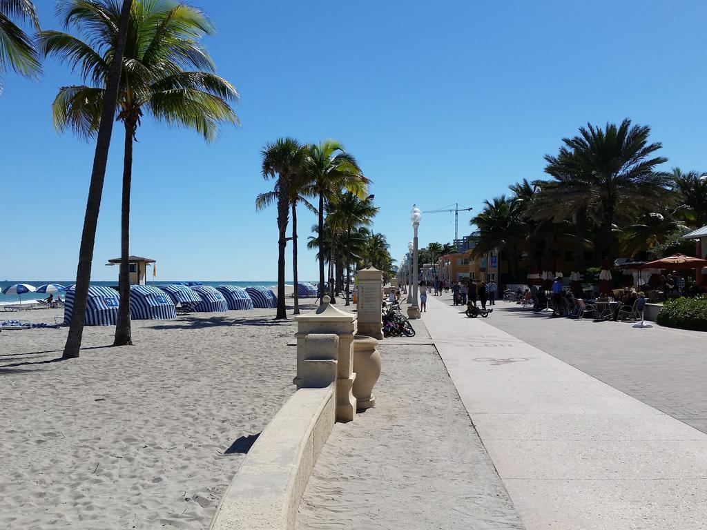 Hollywood Broadwalk Oceanside Hotel Rom bilde